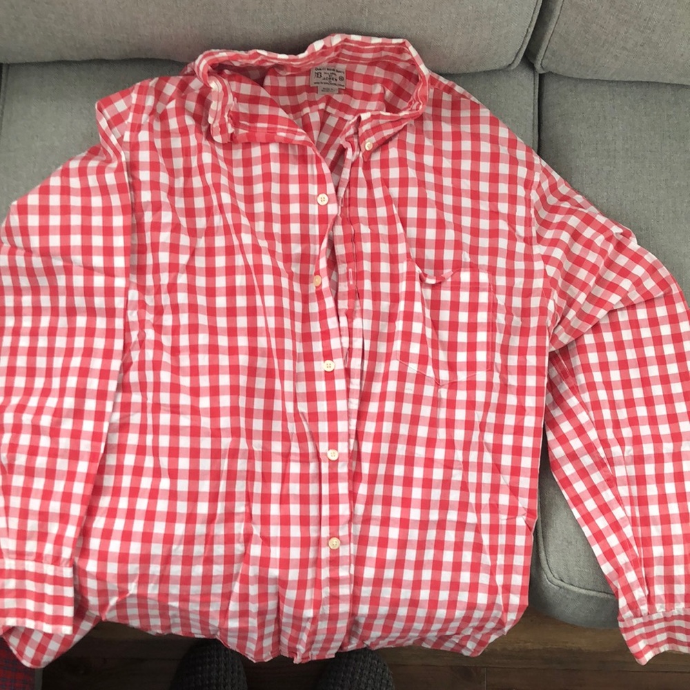 Mens size Large button down shirt.